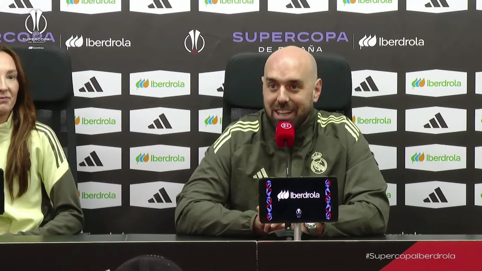 V071-MADRID RP REAL MADRID SUPERCOPA