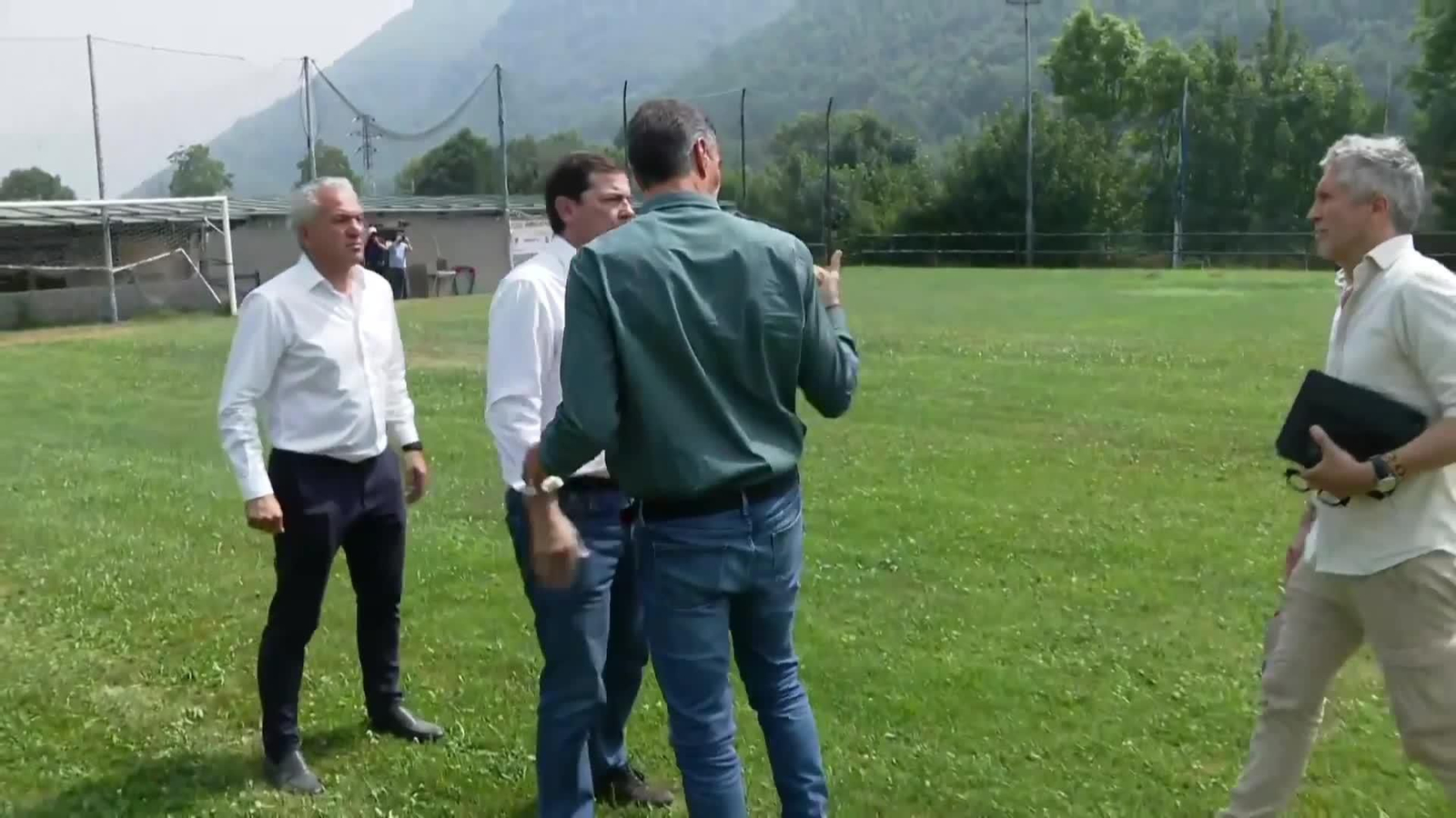 D058-LEON PEDRO SANCHEZ VISITA VILLABLINO