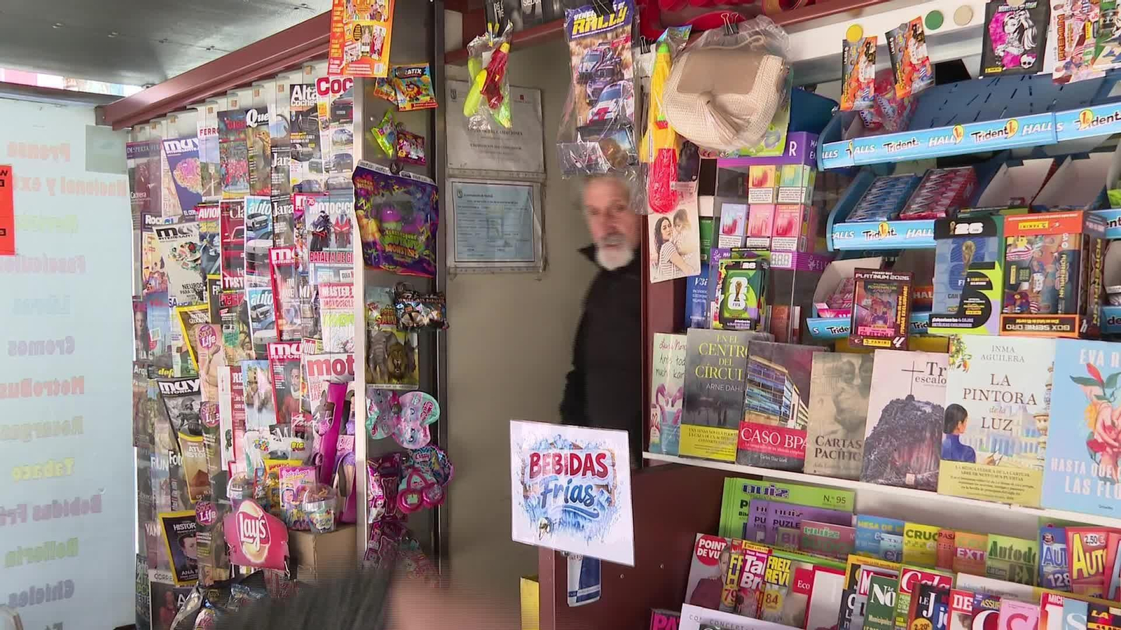 L044-MADRID LOS KIOSKOS SE REINVENTAN