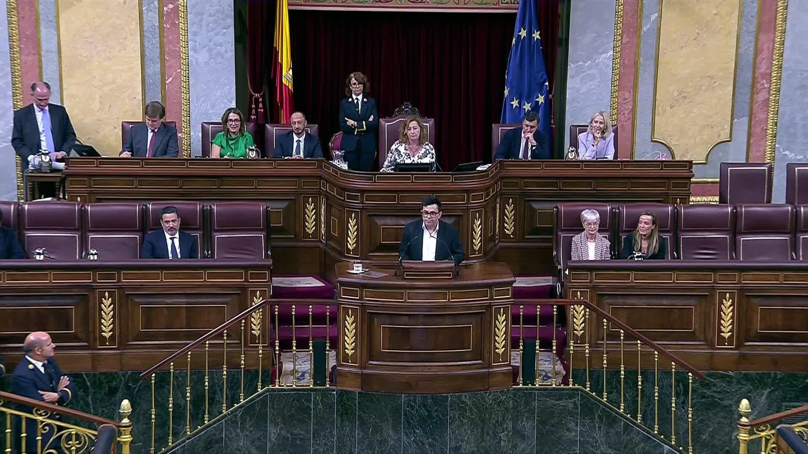 V058-CONGRESO PLENO VIVIENDA VOTACION DECRETO 1
