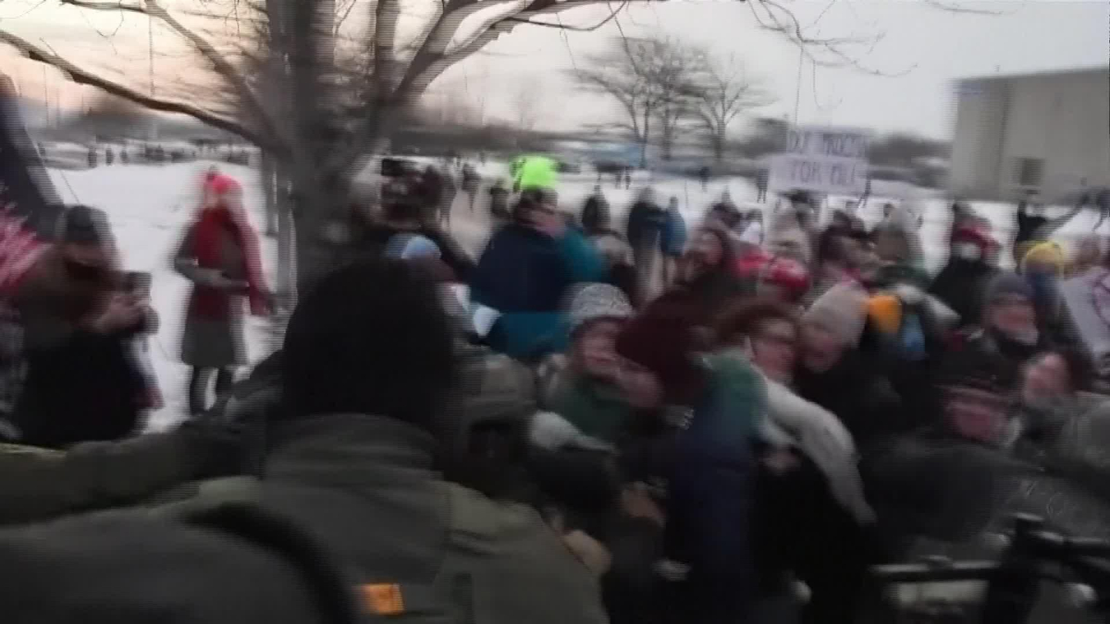 J060-EEUU PROTESTAS MUERTE RENÉE GOOD