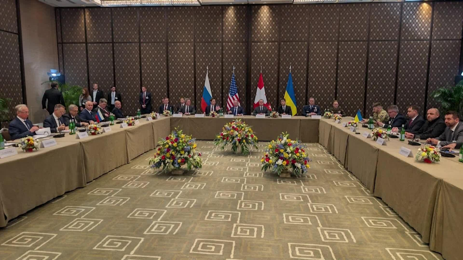 M068-SUIZA REUNION ESTADOS UNIDOS CON UCRANIA FOTOS