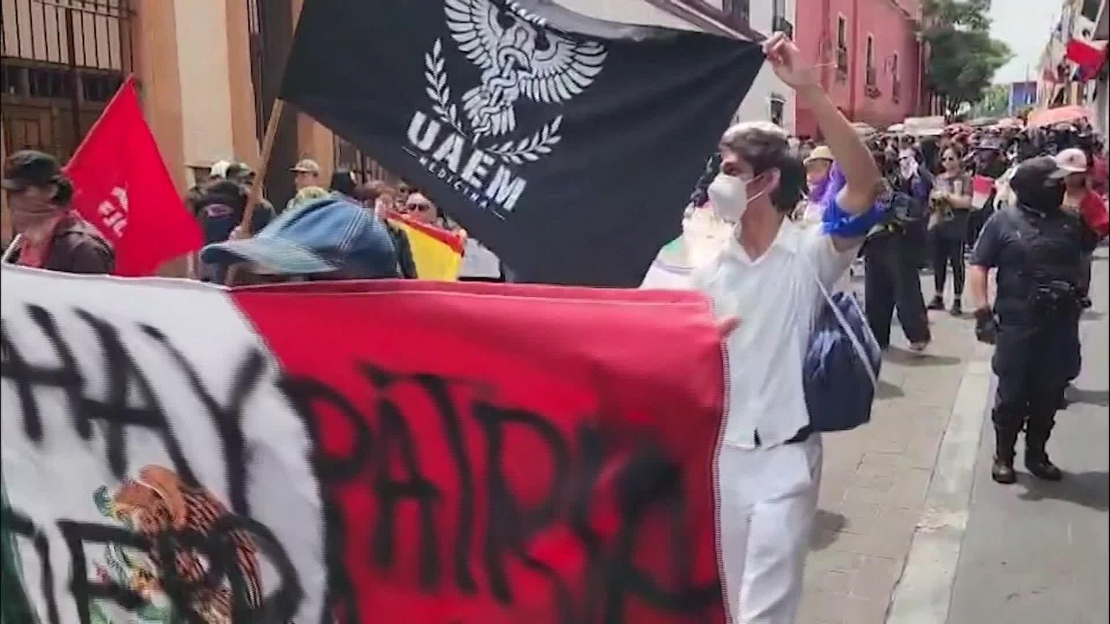 X014-MEXICO MARCHA DE ESTUDIANTES POR CLAUDIA