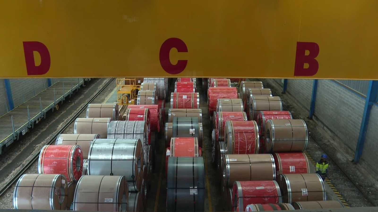 J007-EDI GIRONA MERCANCIAS ATRAPADAS CORTES AVE