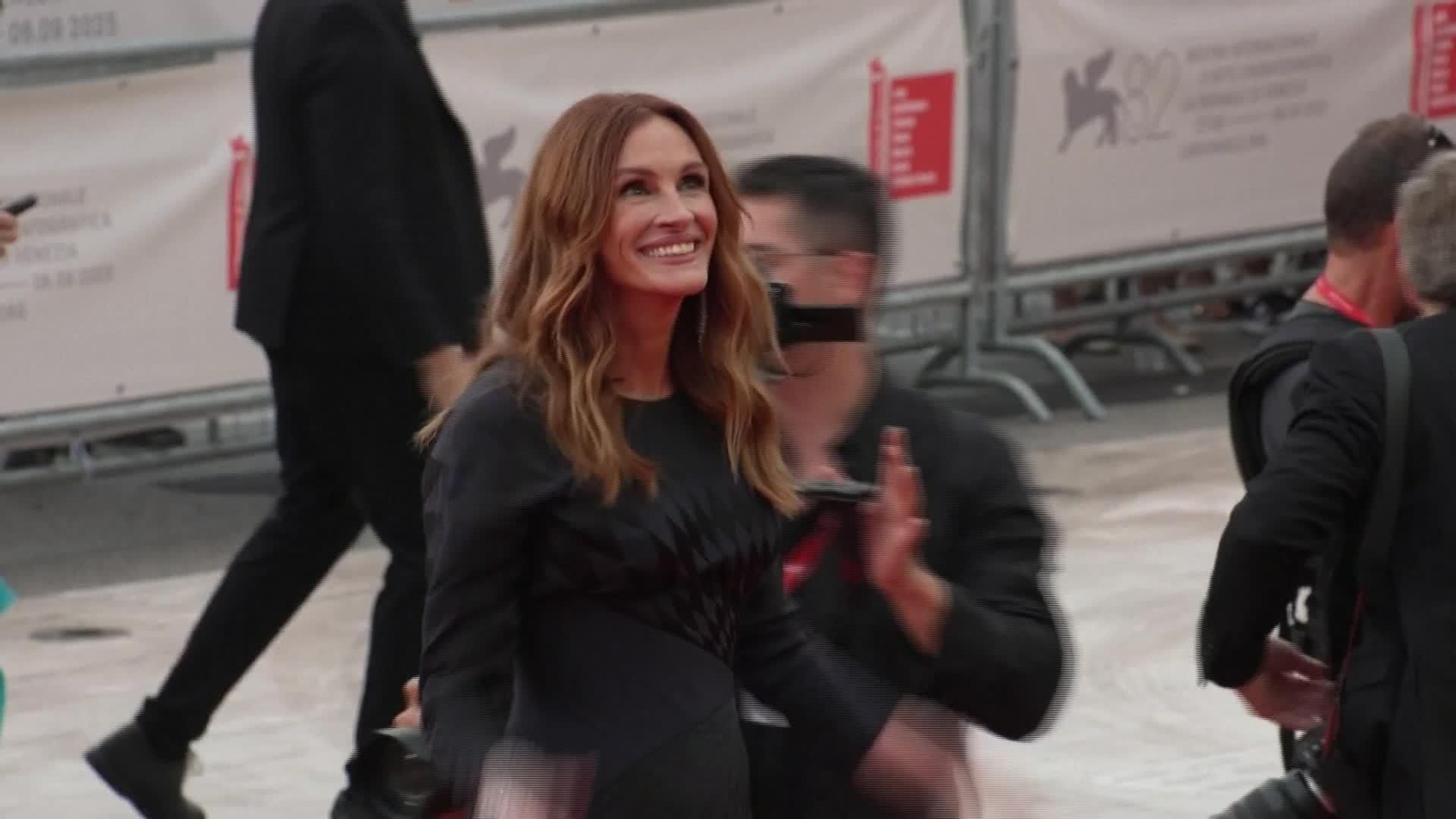 S007-ITALIA JULIA ROBERTS ALFOMBRA ROJA VENECIA S007-ITALIA JULIA ROBERTS ALFOMBRA ROJA VENECIA