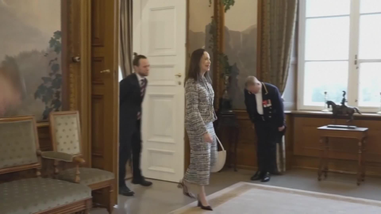 V008-NORUEGA CORINA MACHADO CON REYES