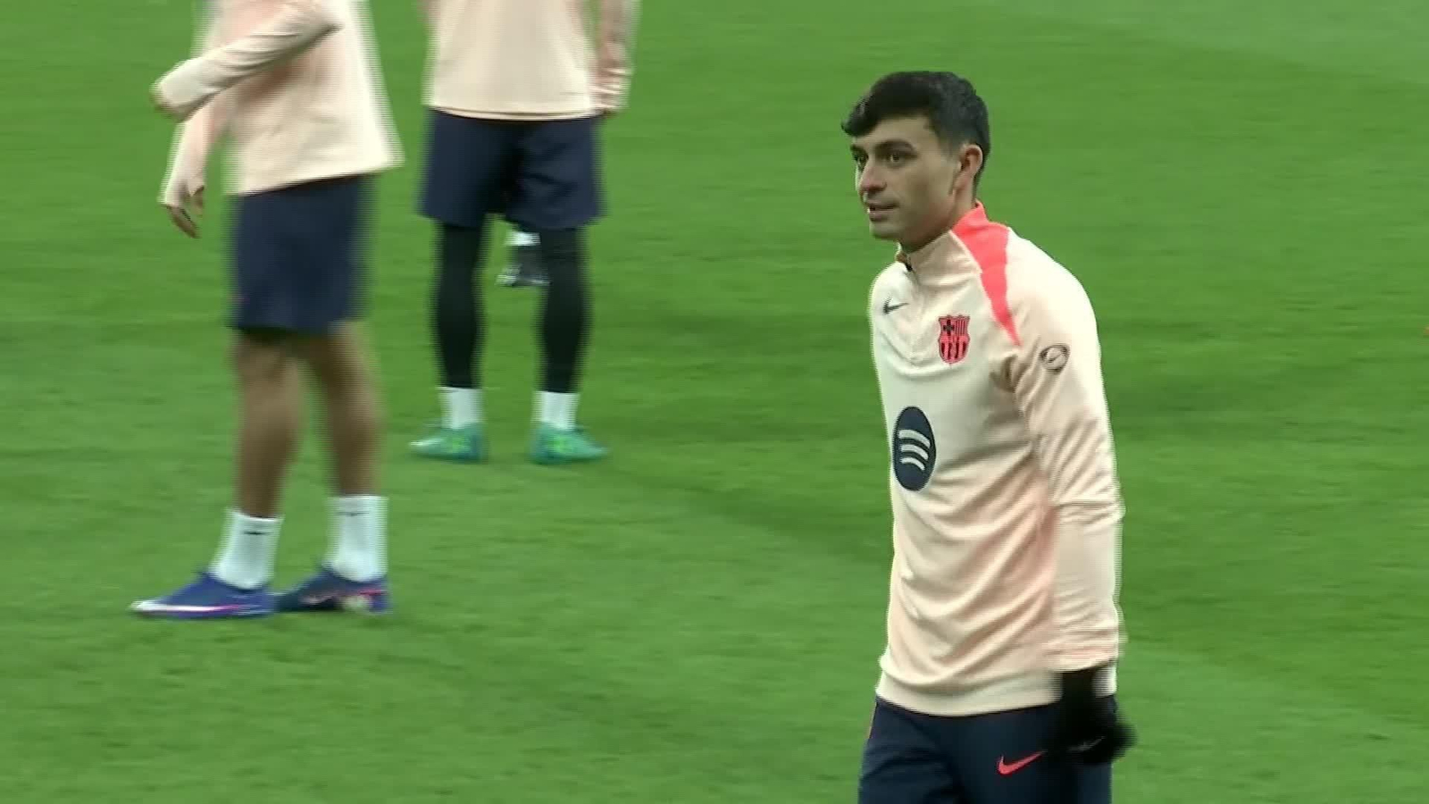 L039-REINO UNIDO ENTRENAMIENTO BARSA