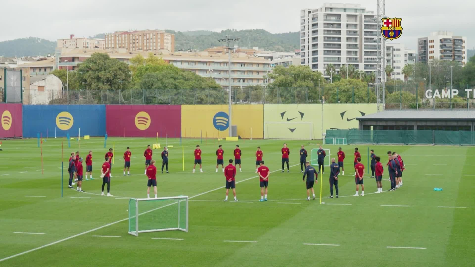 J042-BARCELONA ENTRENAMIENTO FC BARCELONA