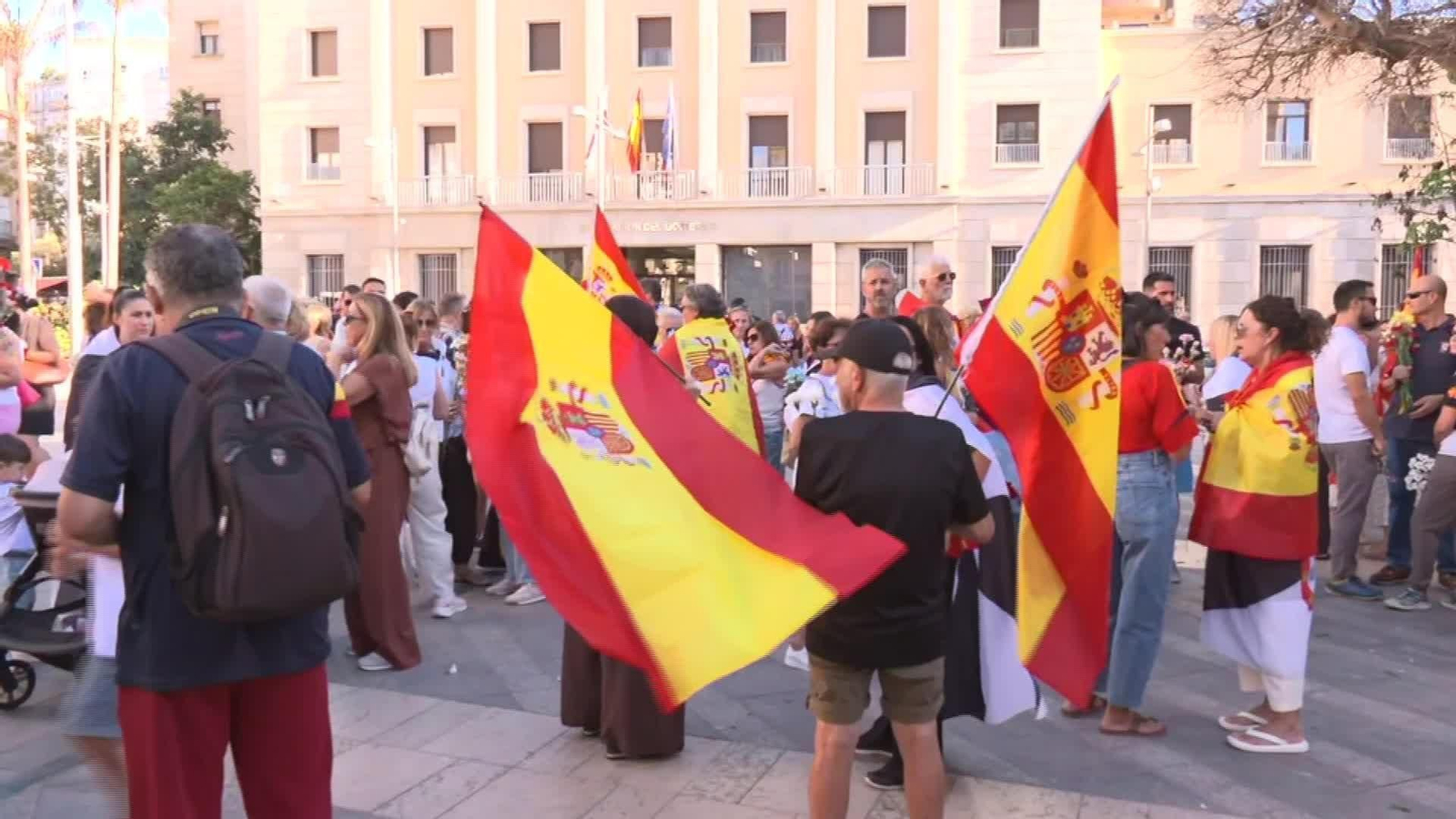 V071-CEUTA CONCENTRACION ANTE DELEGACION