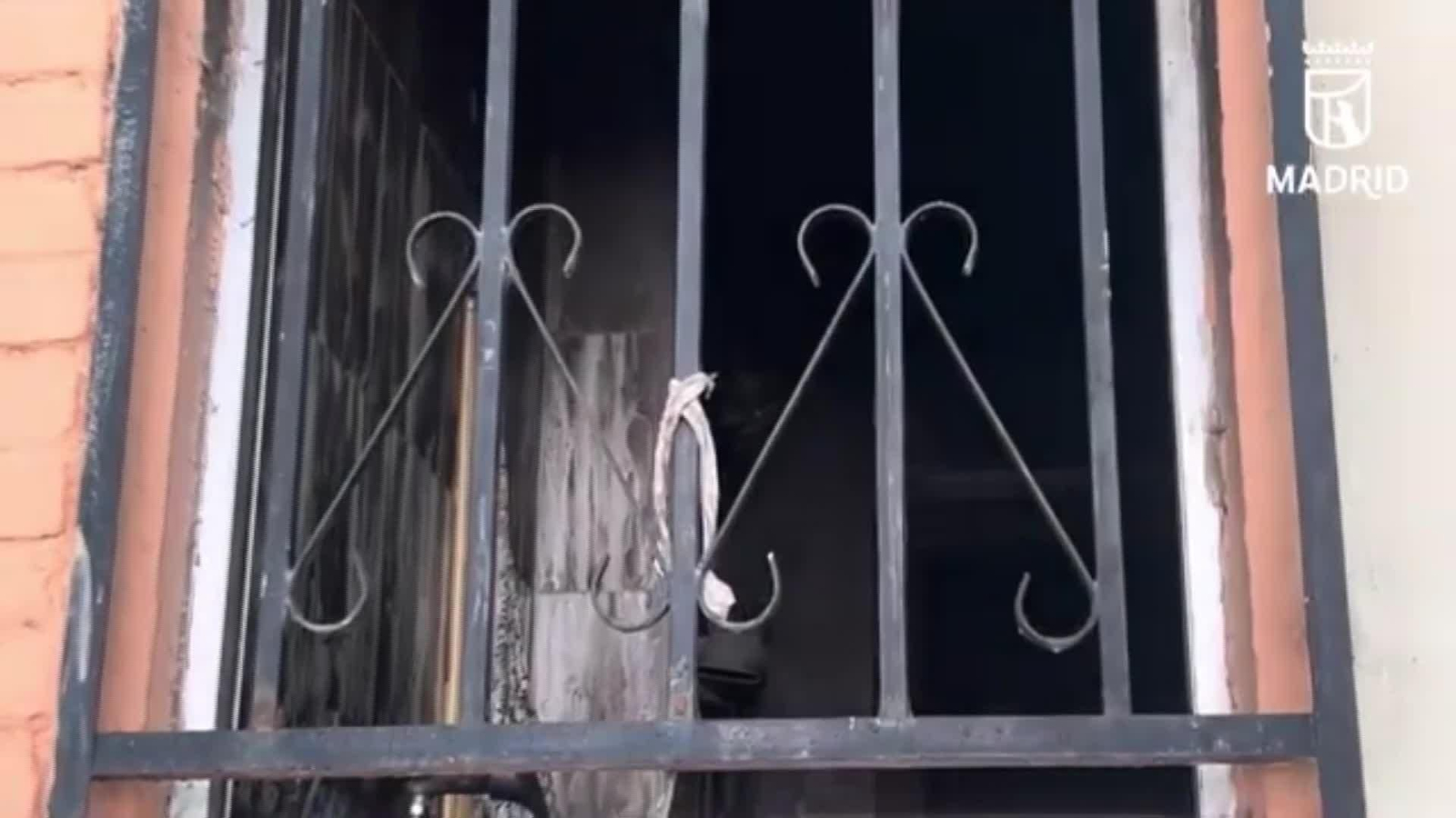 J065-MADRID INCENDIO VIVIENDA VILLAVERDE