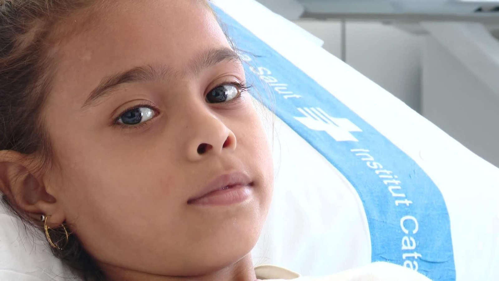 M034-EDI-BARCELONA NIÑA GAZA INGRESADA