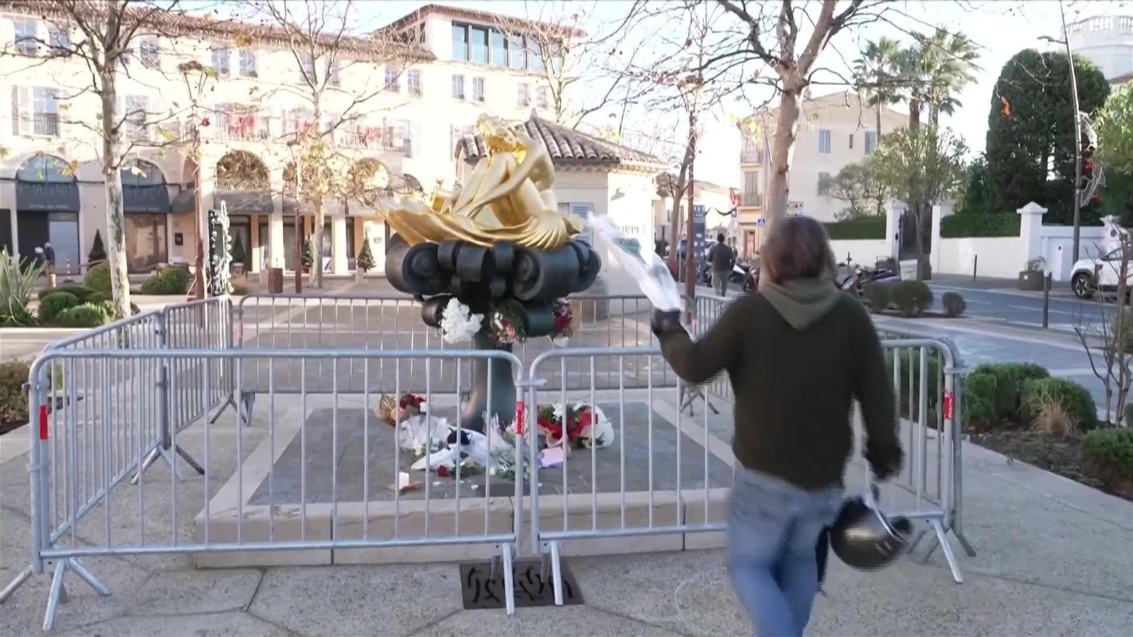 L058-FRANCIA FANS Y AMIGOS RECUERDAN A BB