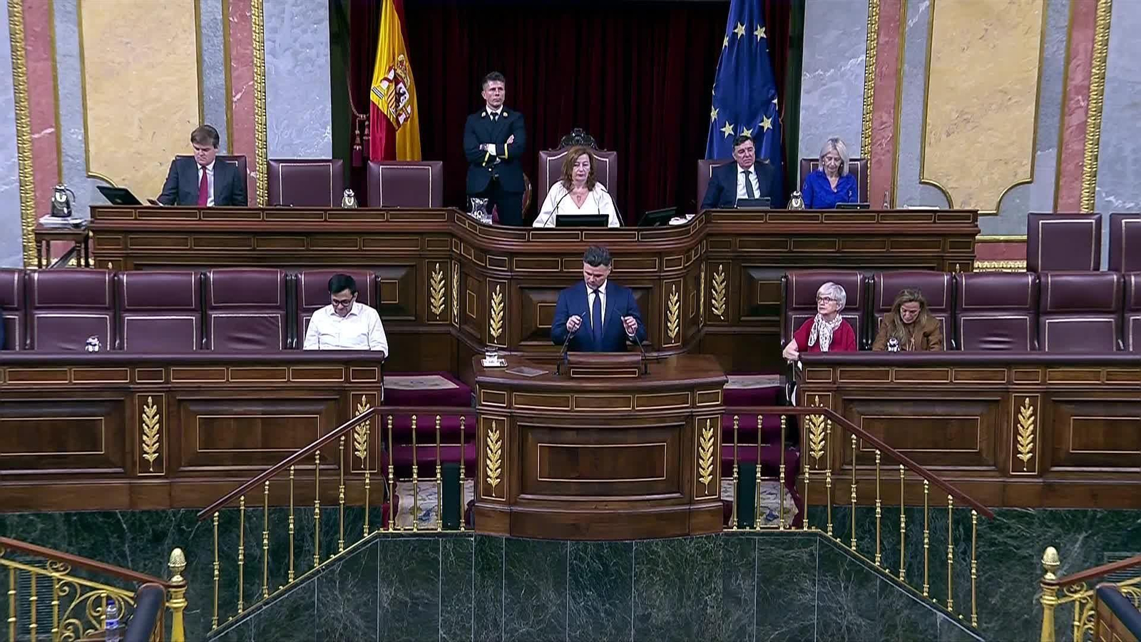 X019-CONGRESO REPLICA RUFIAN 1