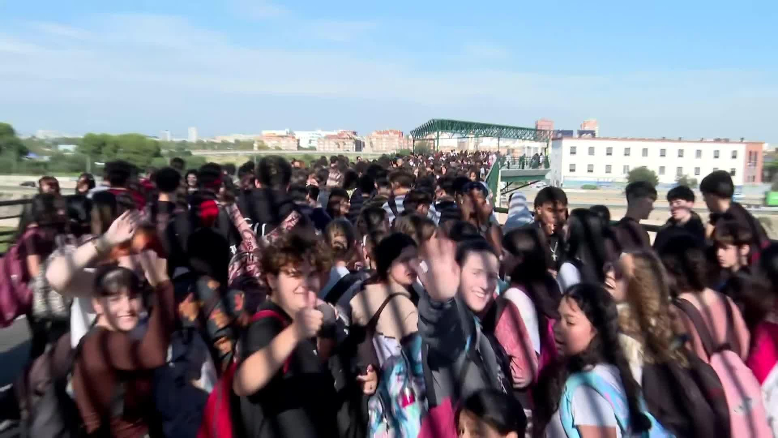 va esfudiantes puente dana va esfudiantes puente dana