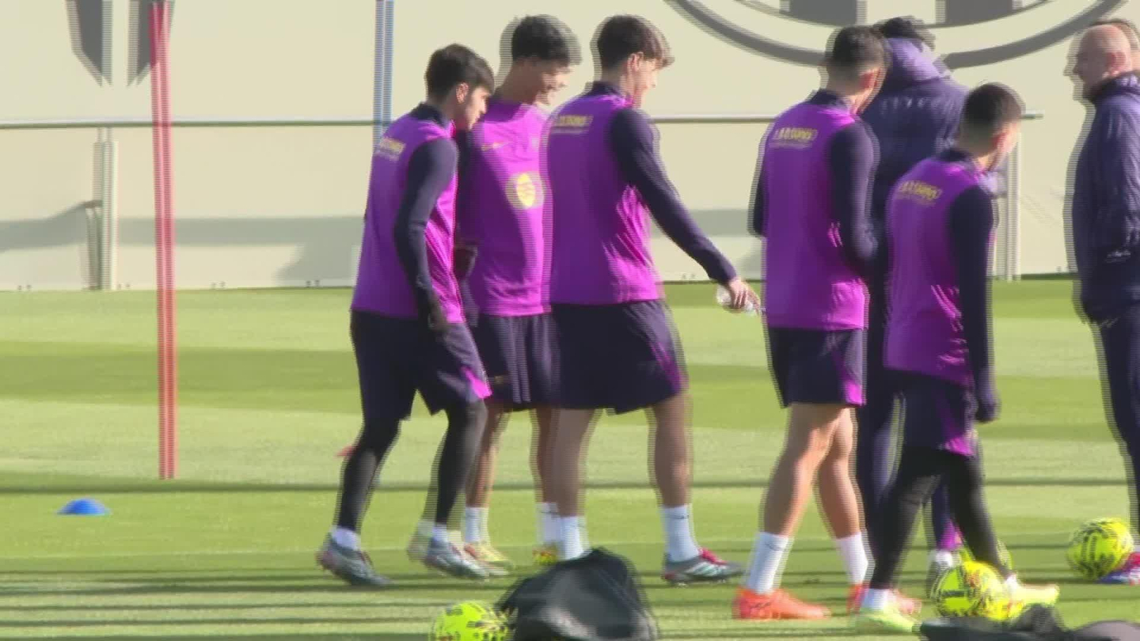 V052-BARCELONA ENTRENO FC BARCELONA