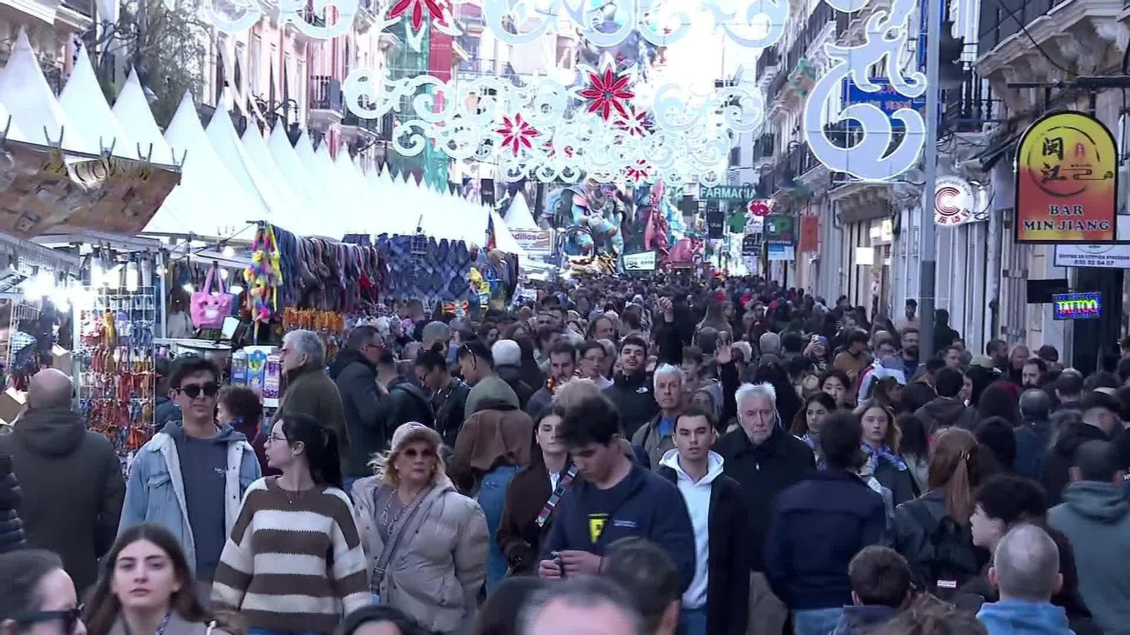 J075-VALENCIA FALLAS TARDE ANTES DE LA CREMA