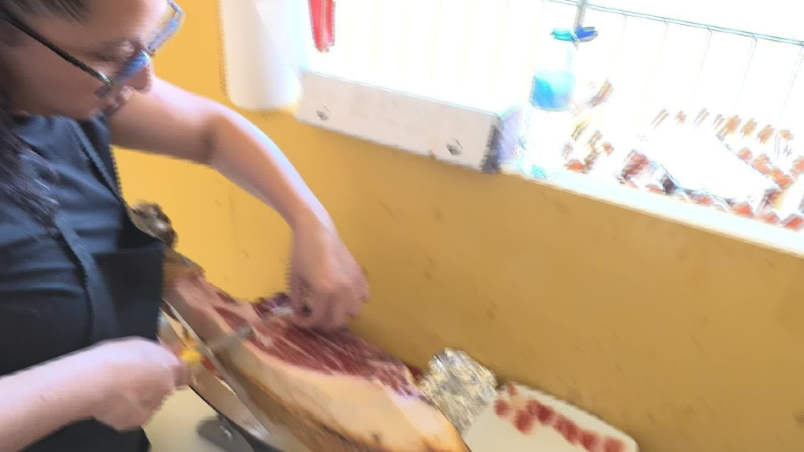 X061-SEVILLA INFLACION EN LA FERIA