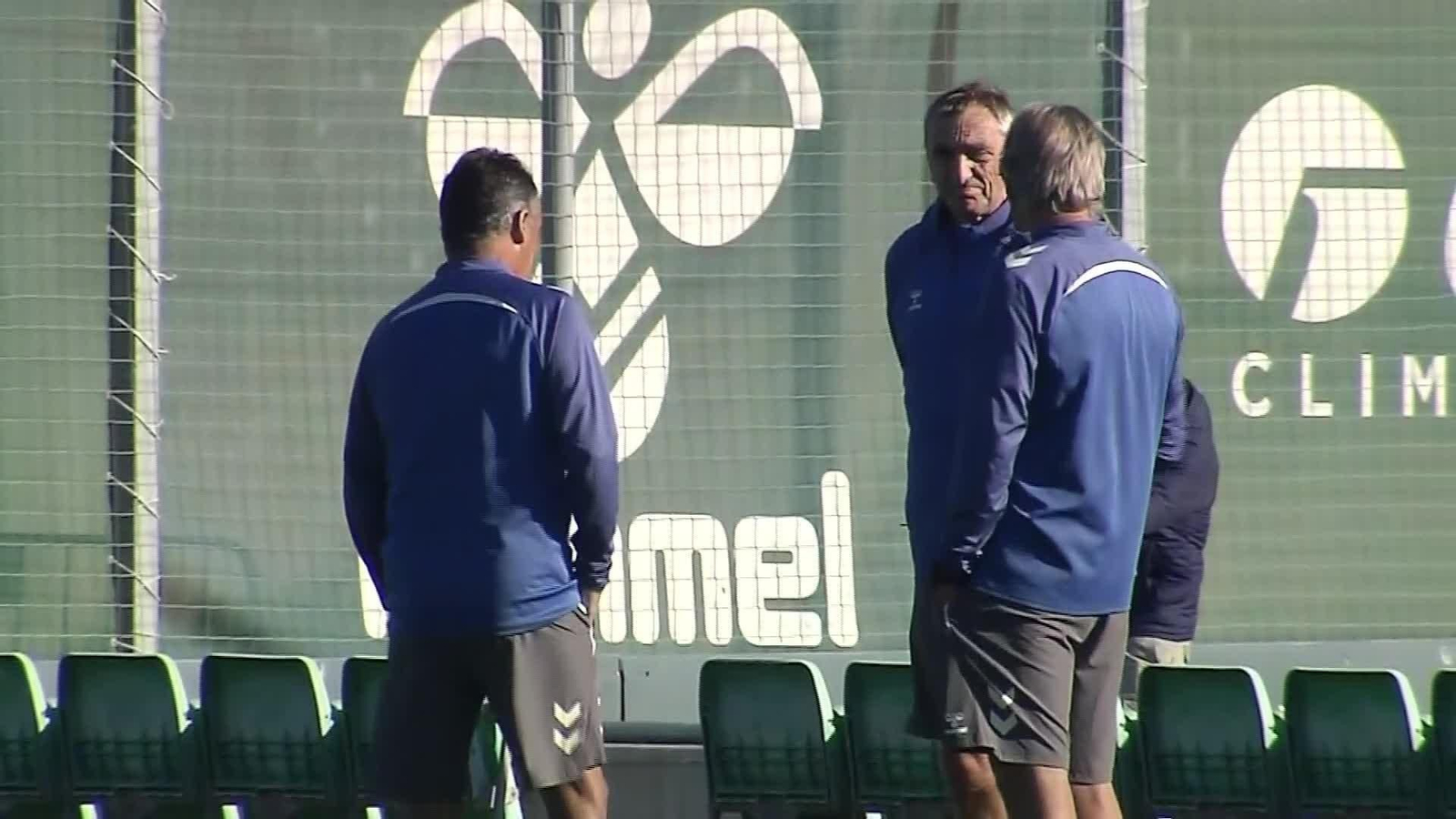 V075-SEVILLA ENTRENO REAL BETIS