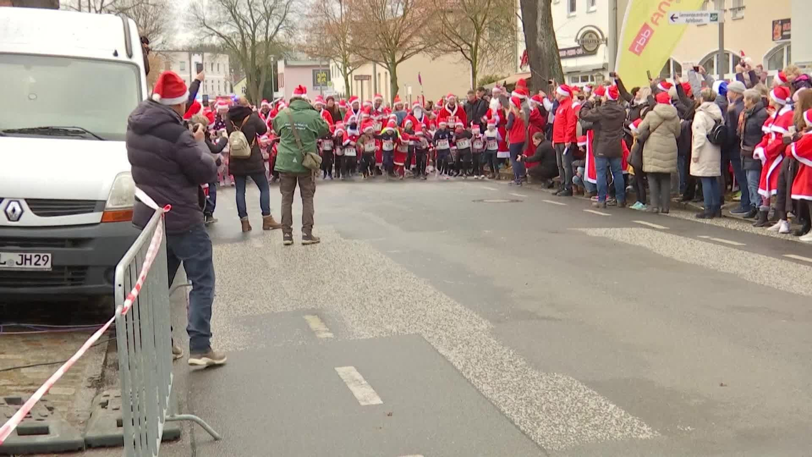 D009-ALEMANIA CARRERA DE PAPAS NOEL