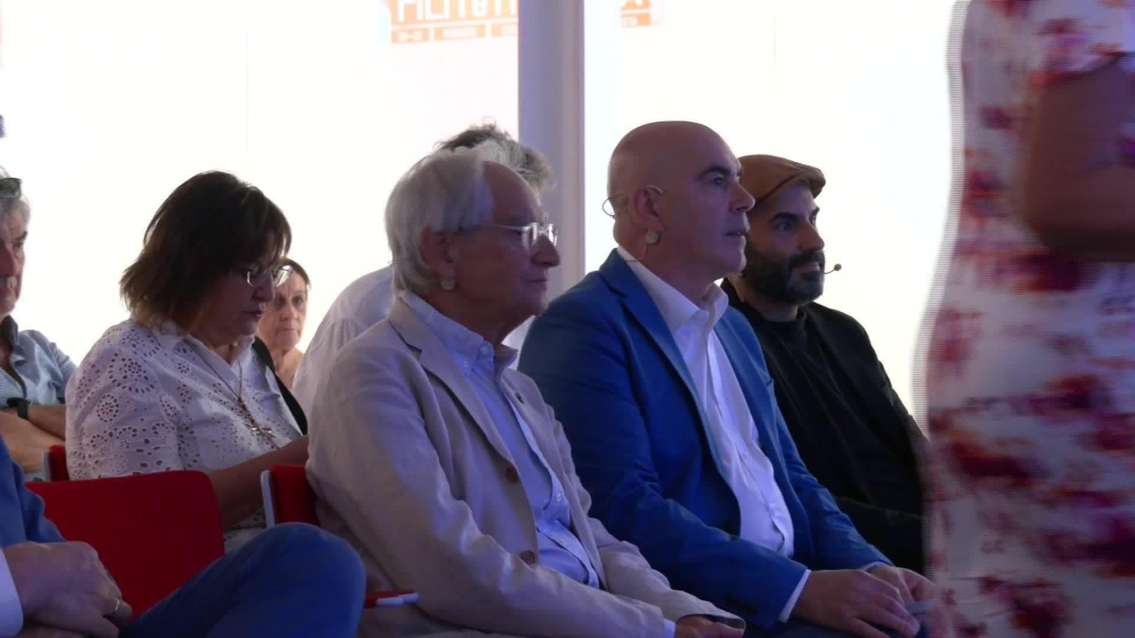 L047-MALAGA LO MEJOR DE LOS PERIODICOS L047-MALAGA LO MEJOR DE LOS PERIODICOS