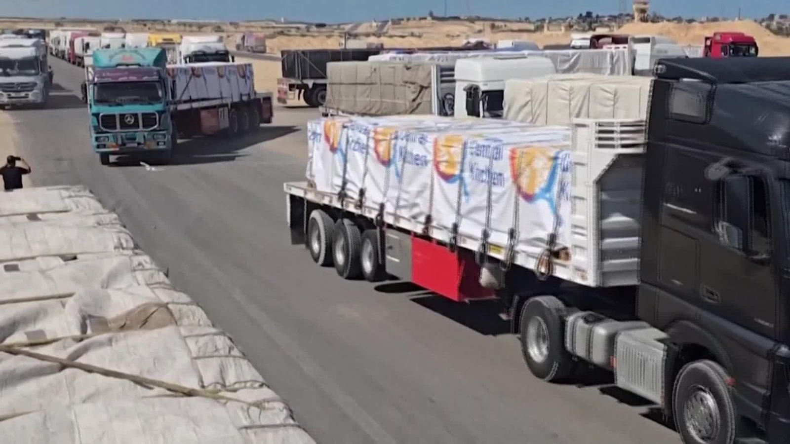 M050-GAZA ENTRADA AYUDA HUMANITARIA