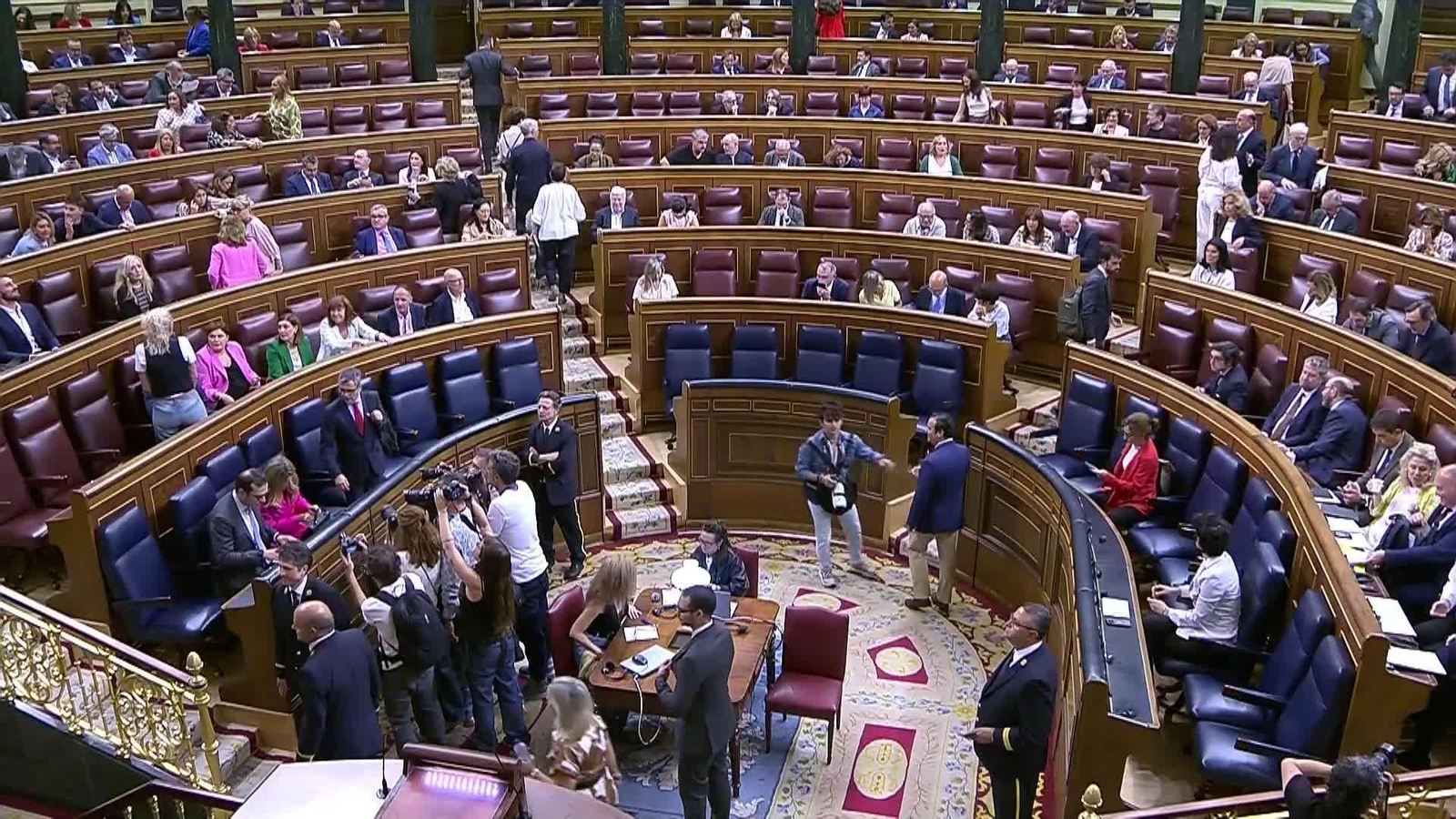 web tension por los decretos