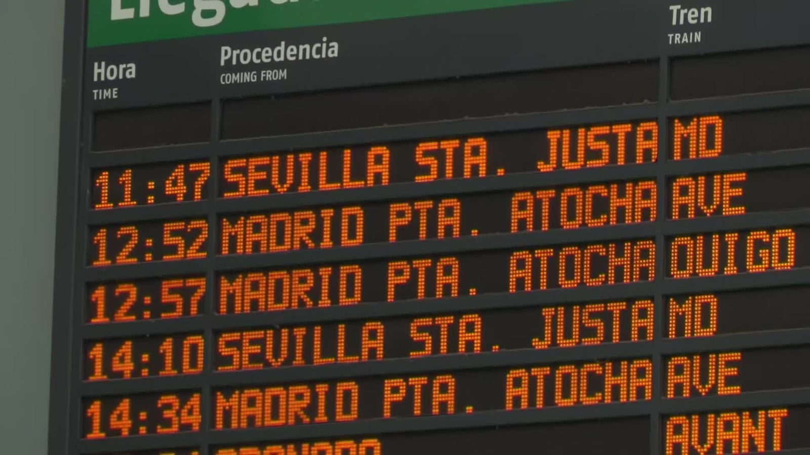 J010-MALAGA LLEGADA AVE MADRID MALAGA