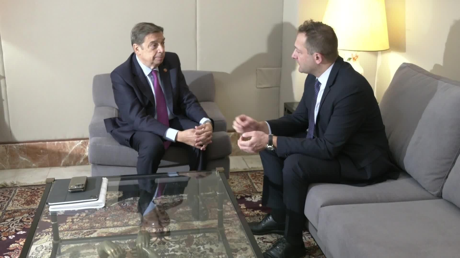 V072-SEVILLA LUIS PLANAS