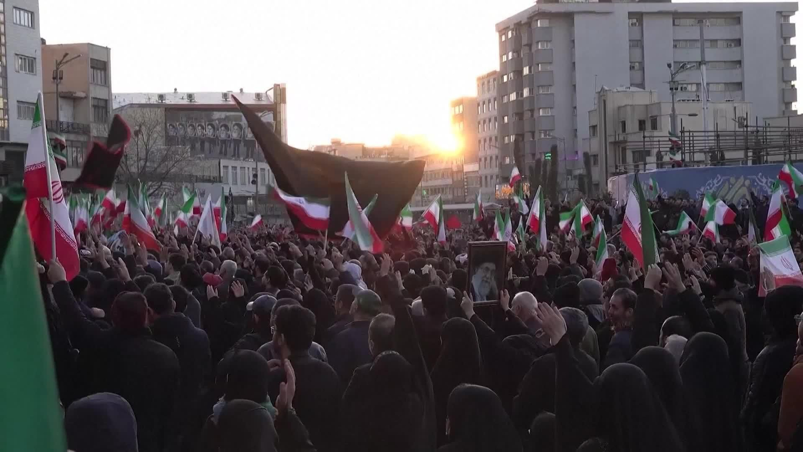 D003-IRAN TEHERAN DOLOR POR MUERTE JAMENEI