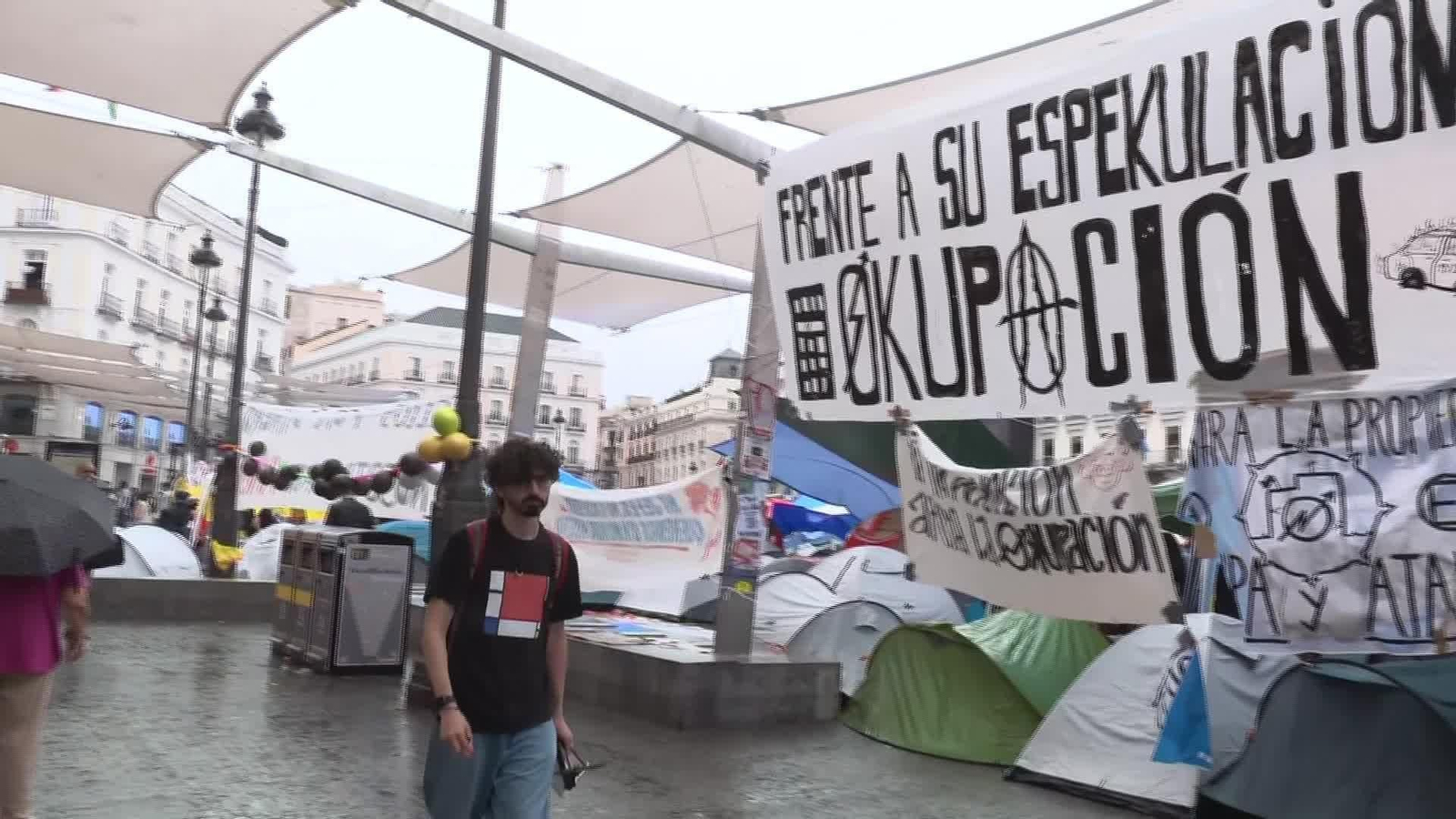 L084-MADRID ACAMPADA SOL LUNES TARDE