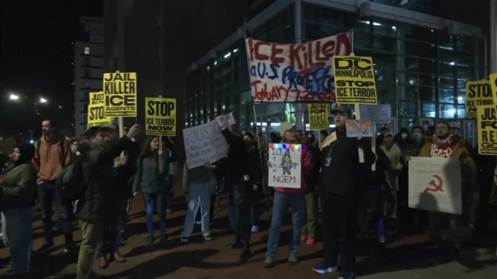 V006-EEUU MARCHA A LA CASA BLANCA POR ASESINATO MINEAPOLIS