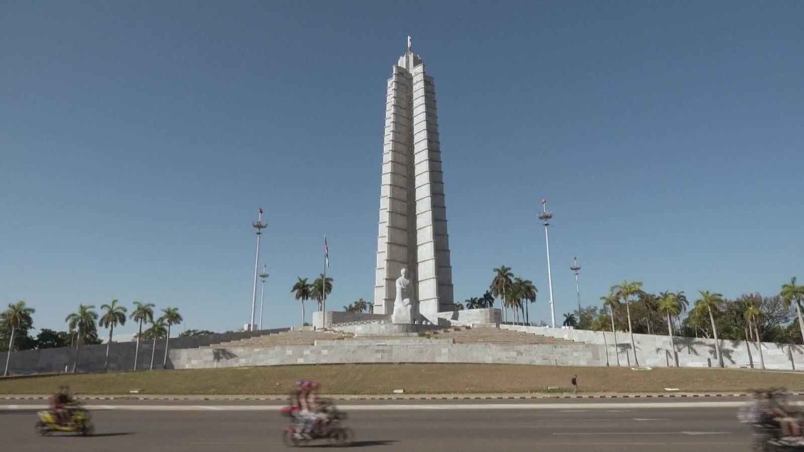 X067-CUBA REACCIONES LA HABANA OFERTA DE RUBIO