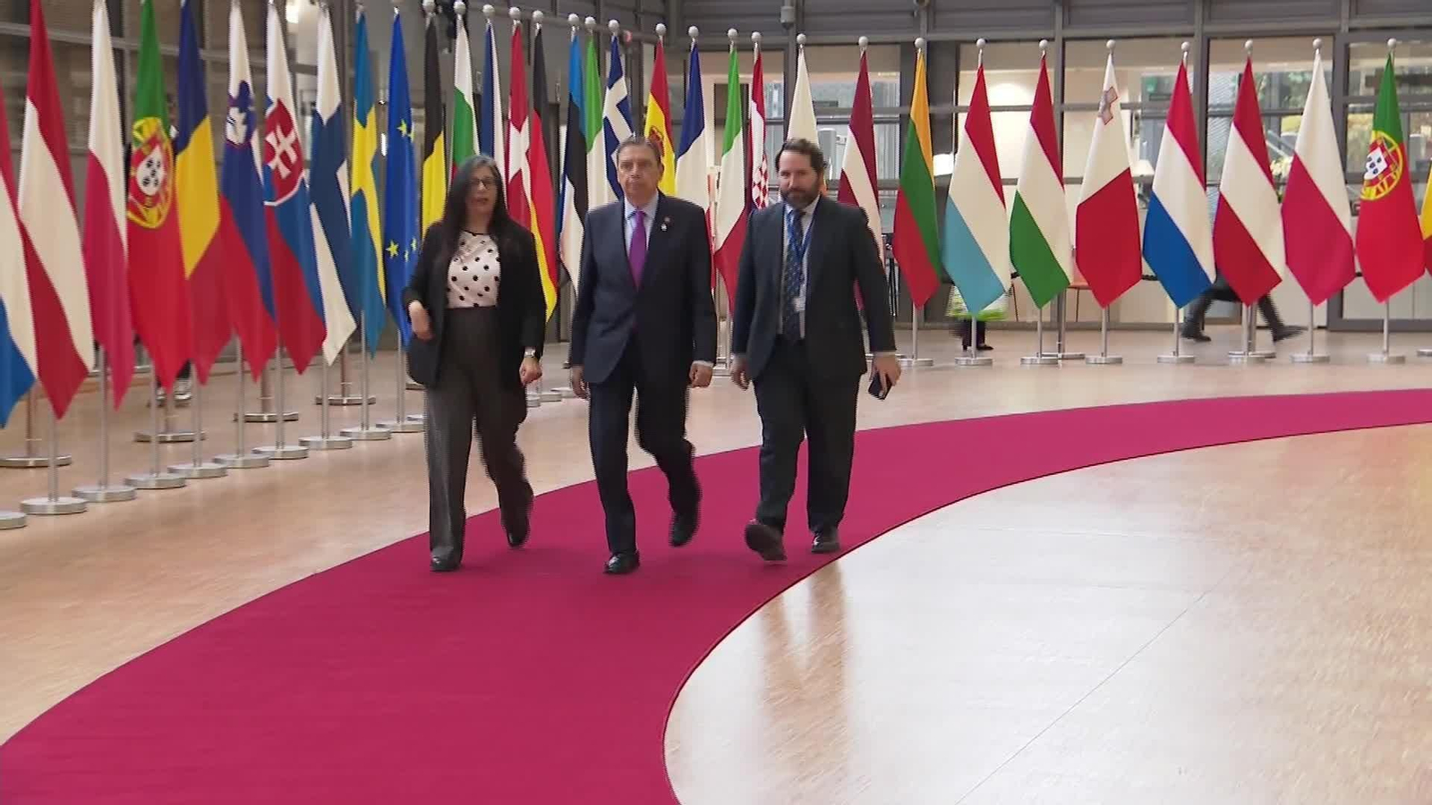 J010-BRUSELAS LUIS PLANAS