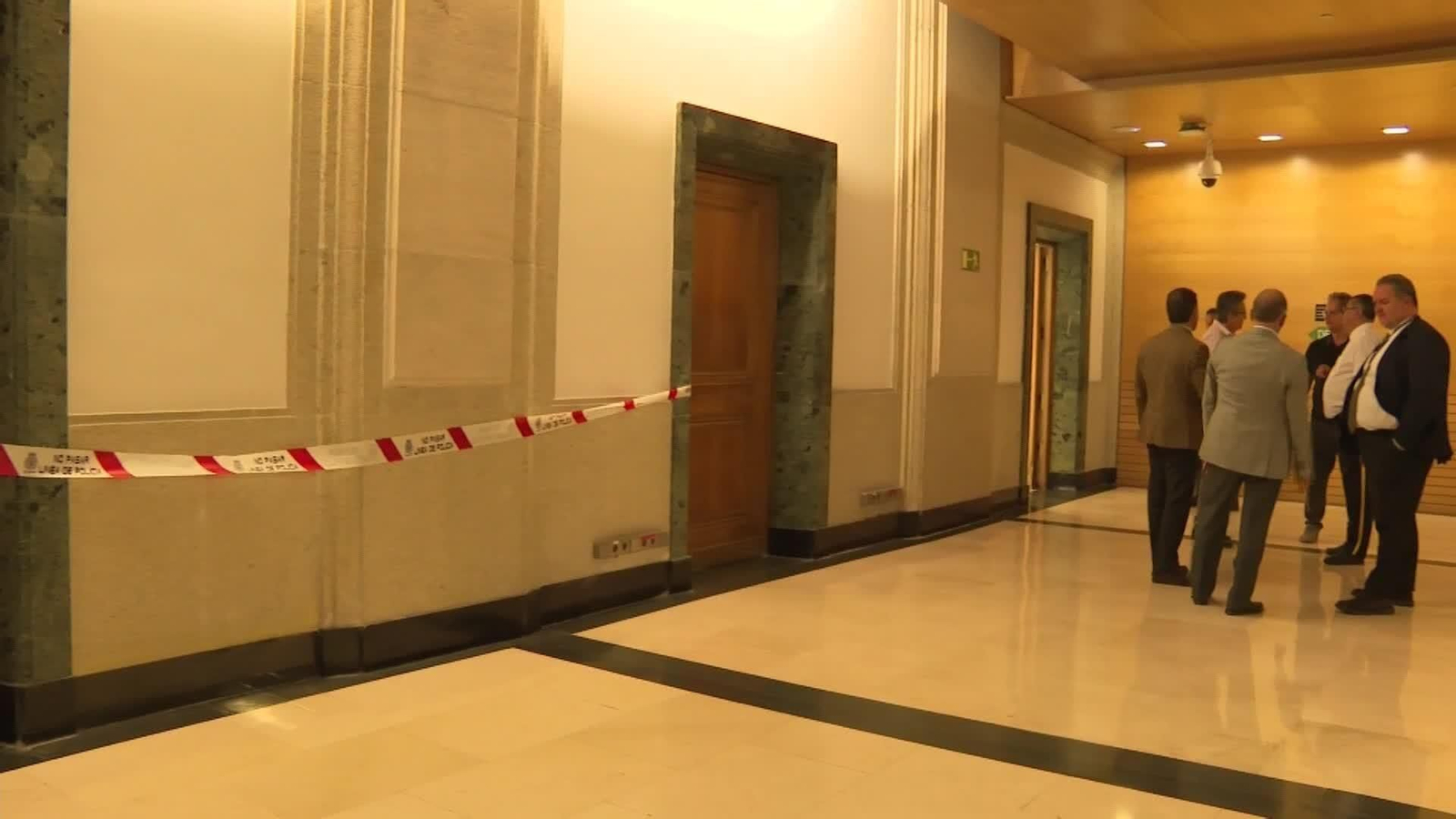va baños congreso acordonados