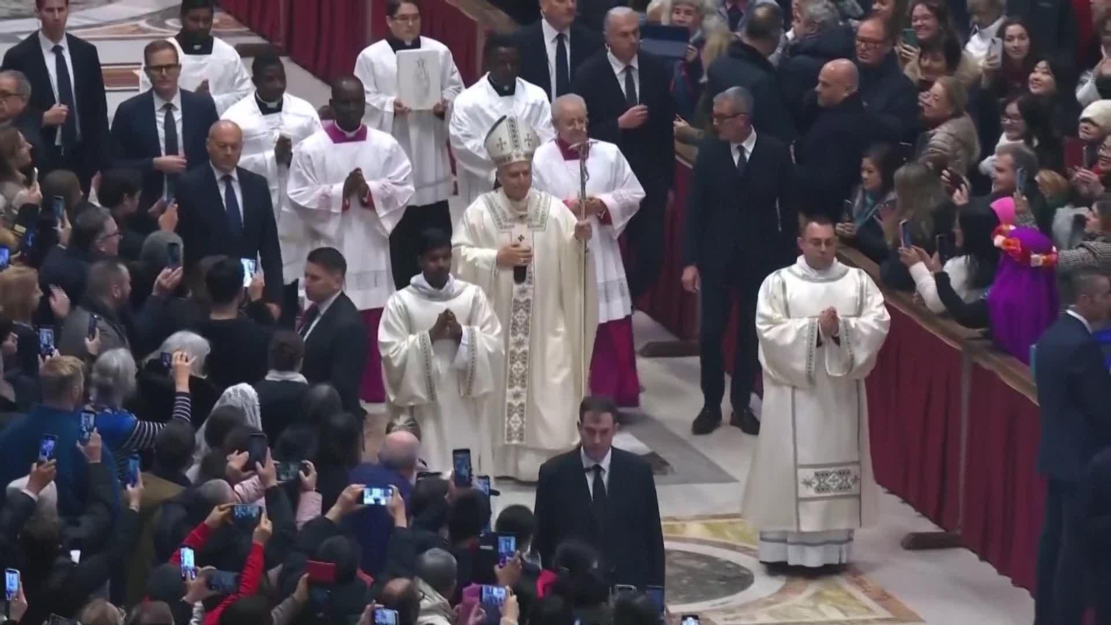 J033-EL VATICANO MISA PAPA AÑO NUEVO