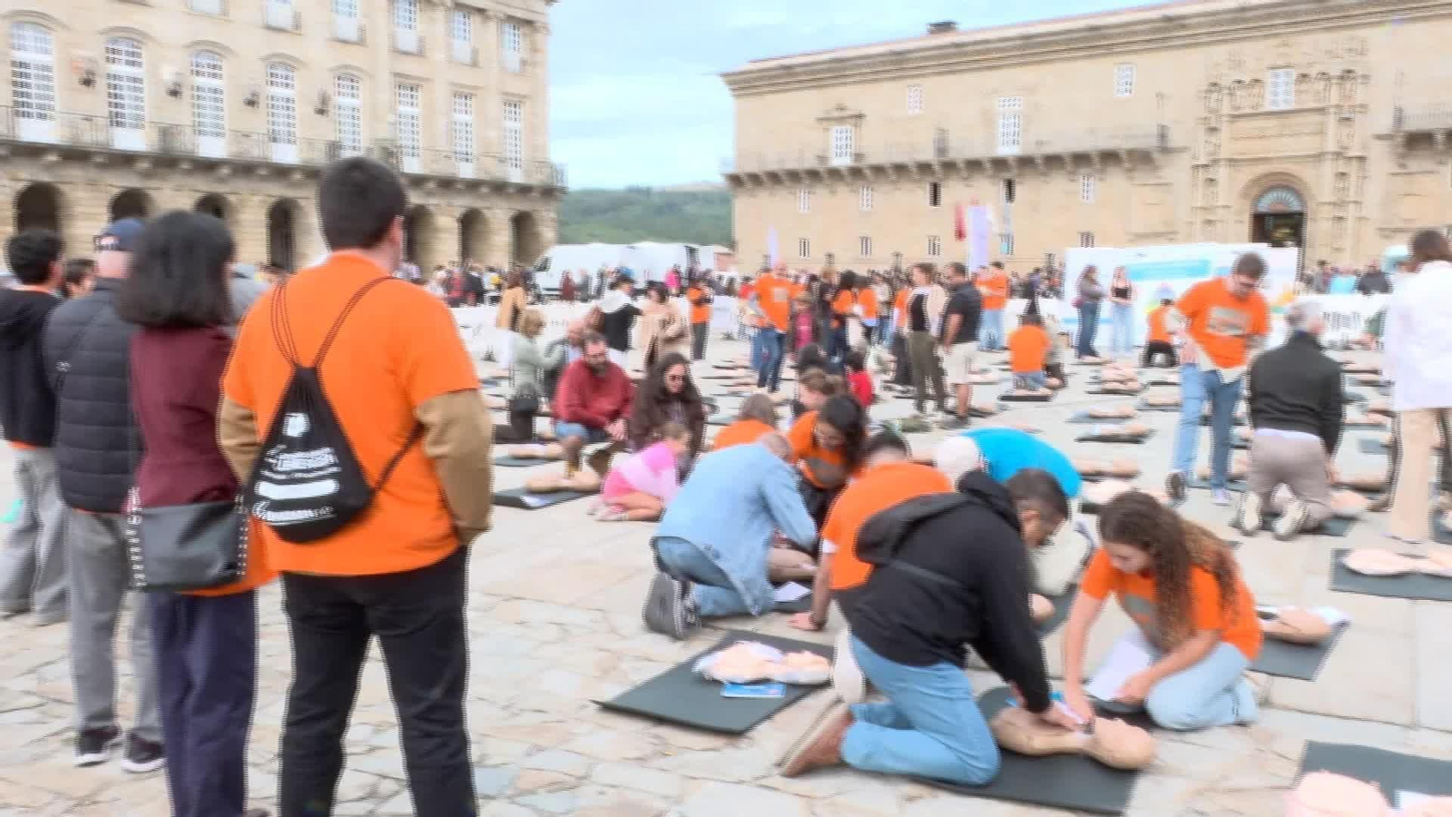 S027-SANTIAGO DE COMPOSTELA REANIMACION MASIVA