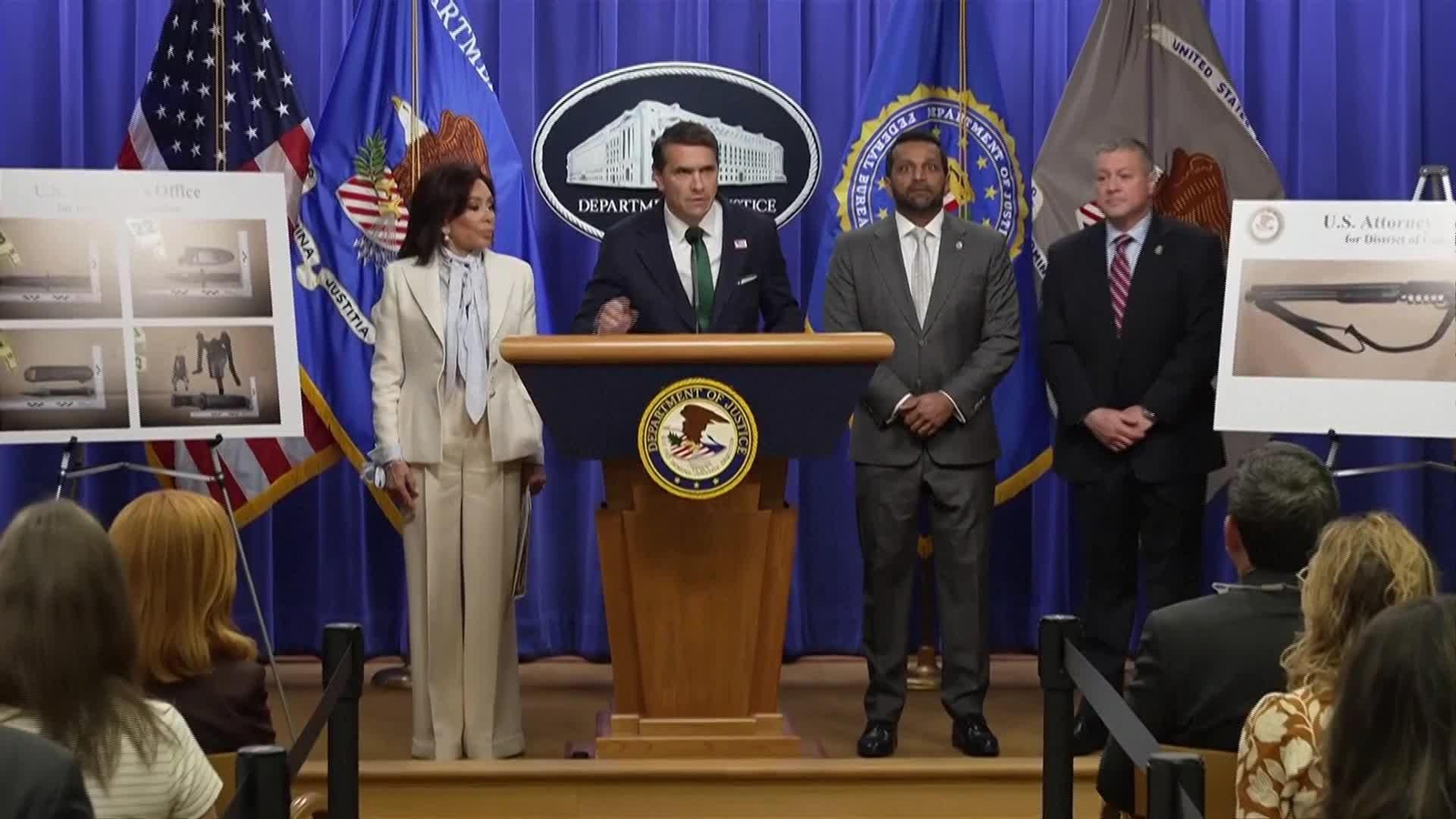 M007-EEUU LECTURA CARGOS AUTOR ATENTADO TRUMP