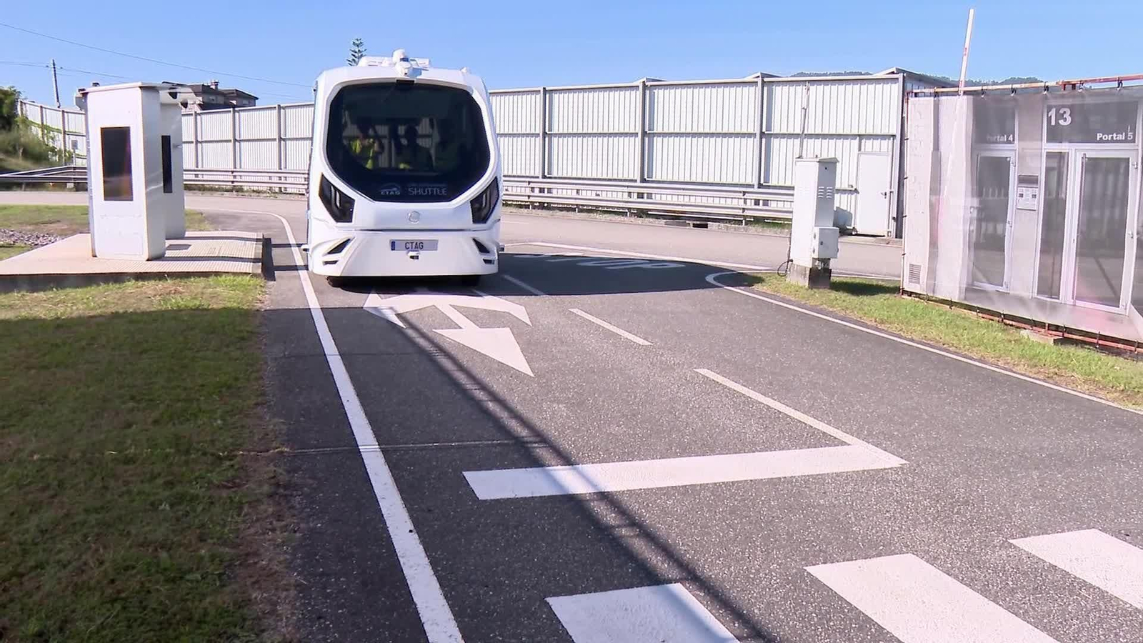 J001-EDI-VARIOS COCHE AUTONOMO ESPAÑA