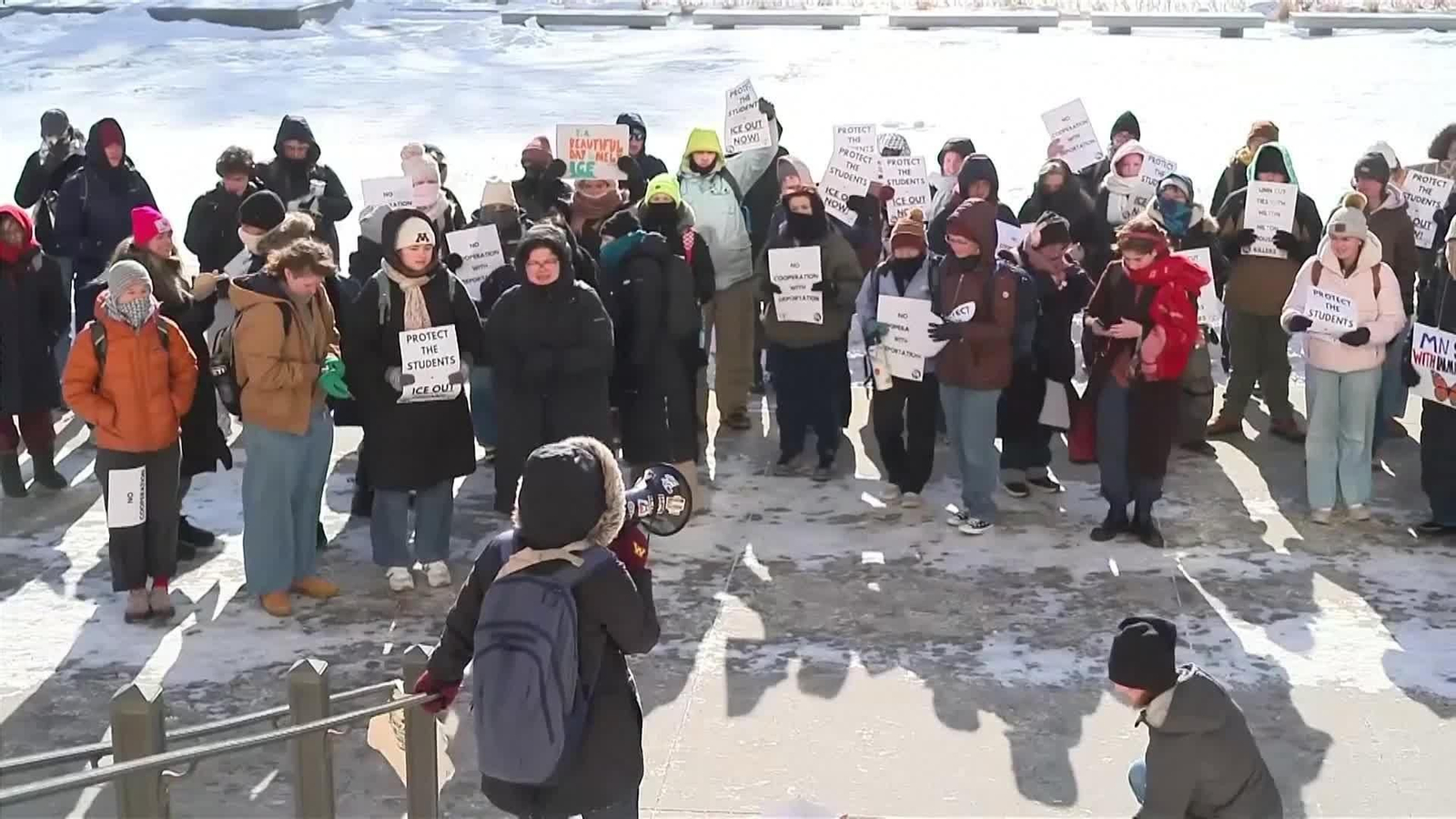 va trump quiere rebajanr tension minneapolis