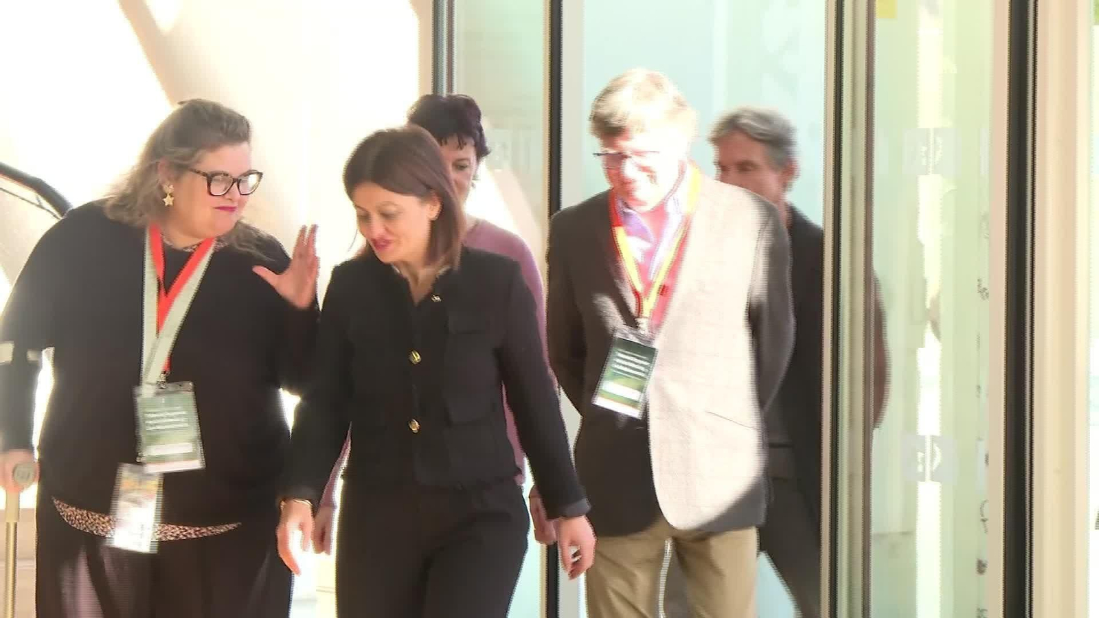 V075-VALENCIA SIRA REGO SOBRE CONCESIONES A VOX