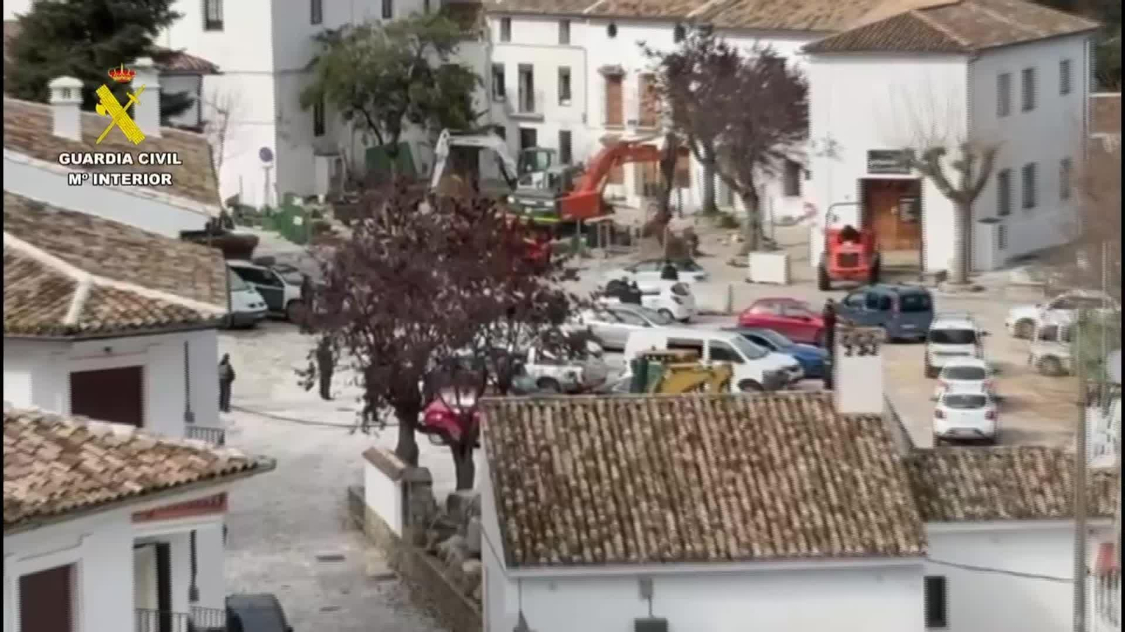 D033-CADIZ DESALOJOS POR EL TEMPORAL