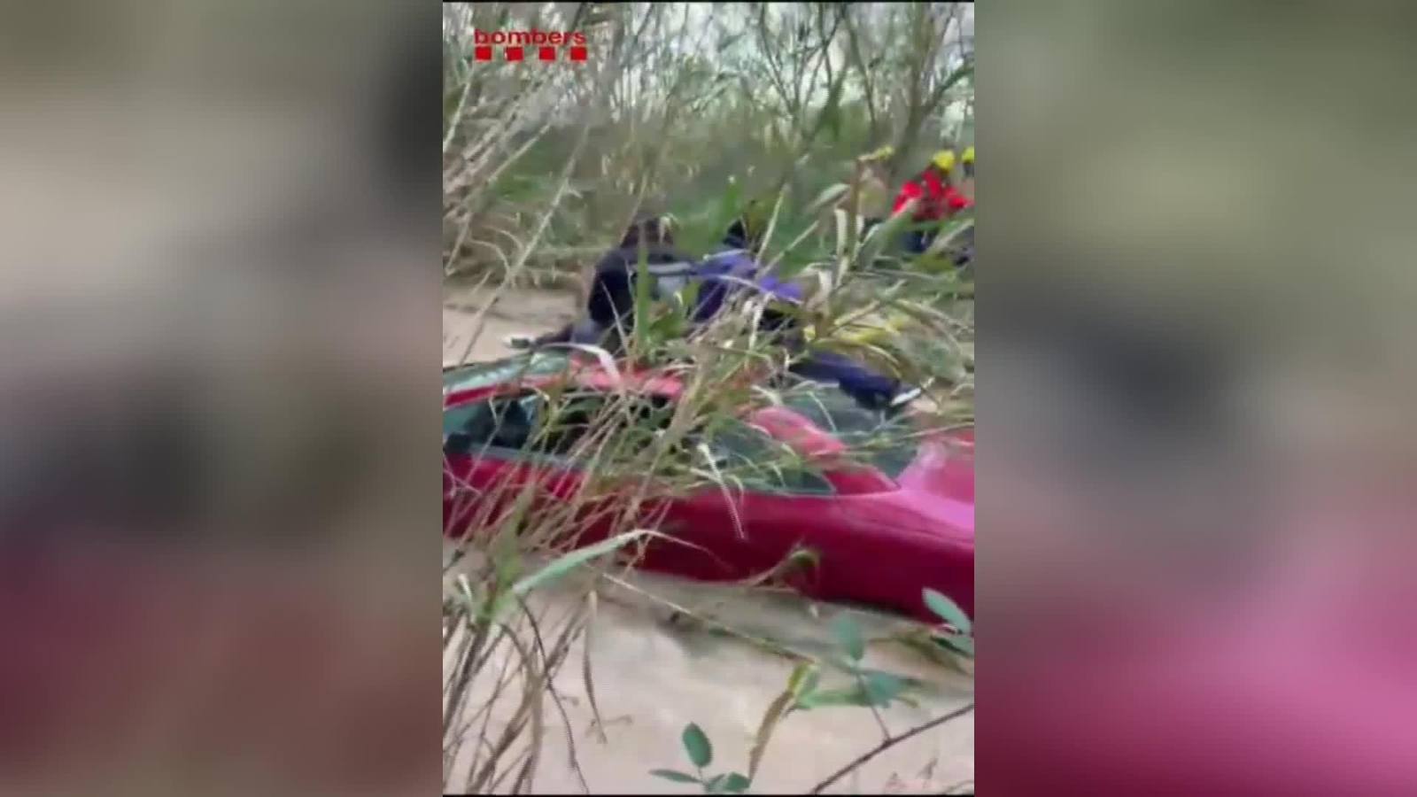 L011-BARCELONA BOMBEROS RESCATE