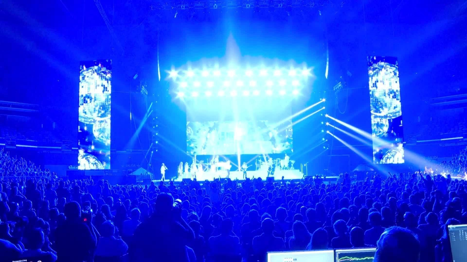X019-VALENCIA CONCIERTO ROD STEWART ROIG ARENA