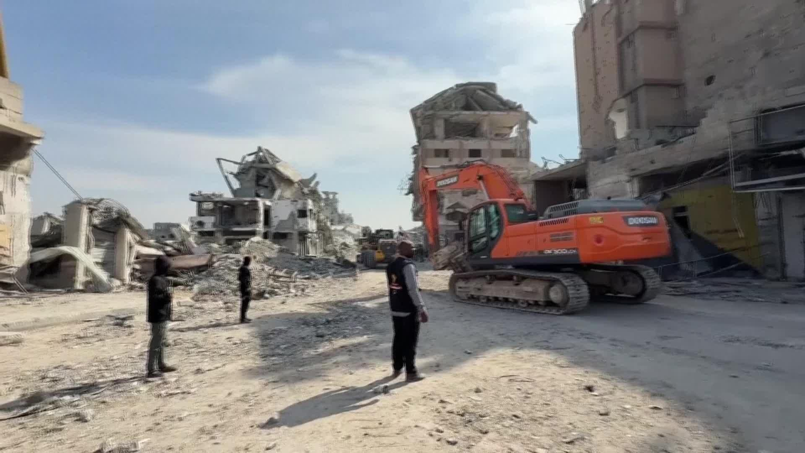 D009-GAZA CRUZ ROJA BUSCA CUERPOS REHENES