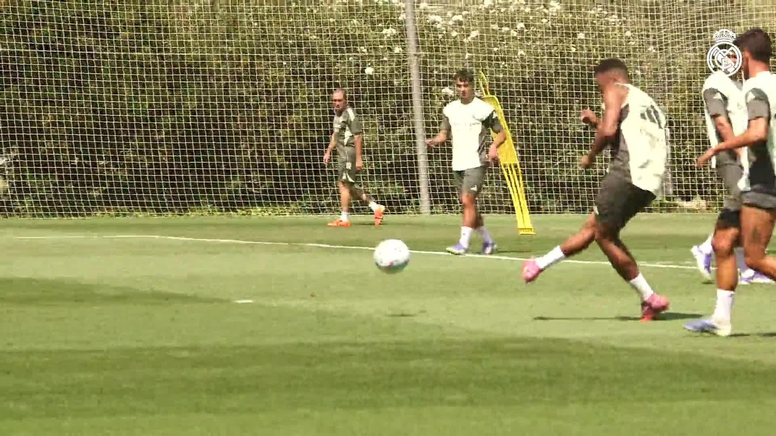 L026-MADRID ENTRENO REAL MADRID