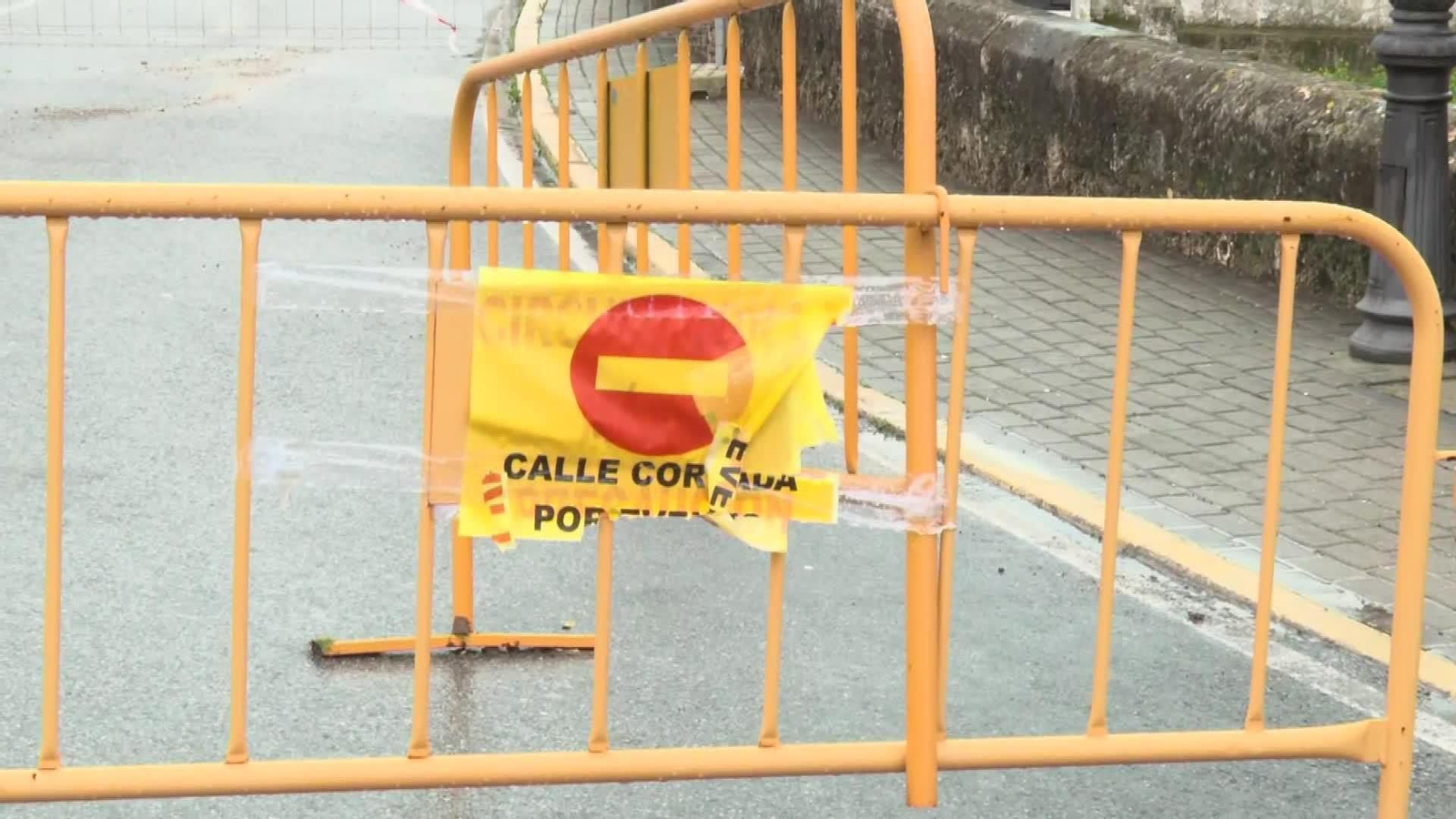 L036-CADIZ DAÑOS PUENTE ARCOS