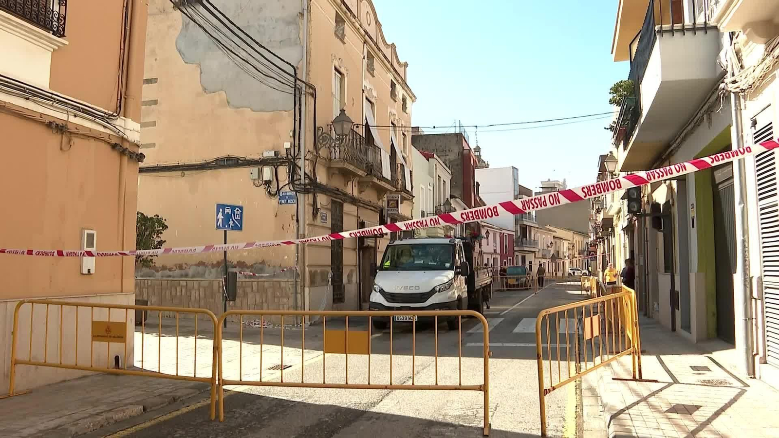 M019-VALENCIA DERRUMBE CASA MASSARROJOS