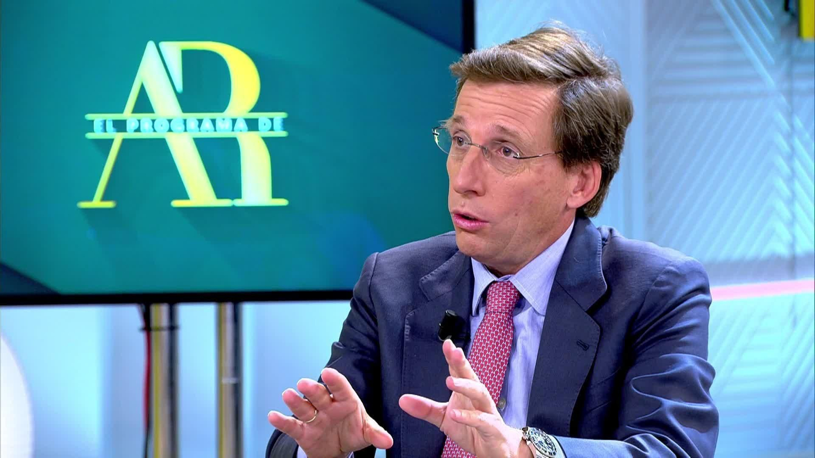 Almeida mantiene su postura sobre el conflicto palestino y critica a aquellos que niegan la libertad a opinar