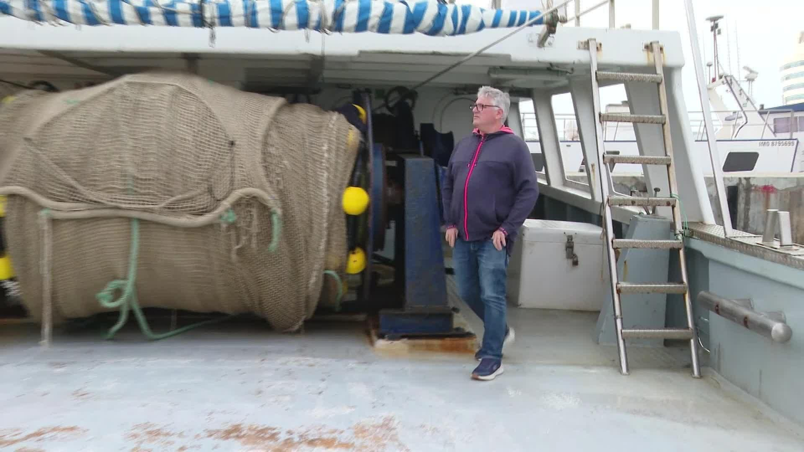 J056-EDI VARIOS PESCADORES Y NAVIDAD