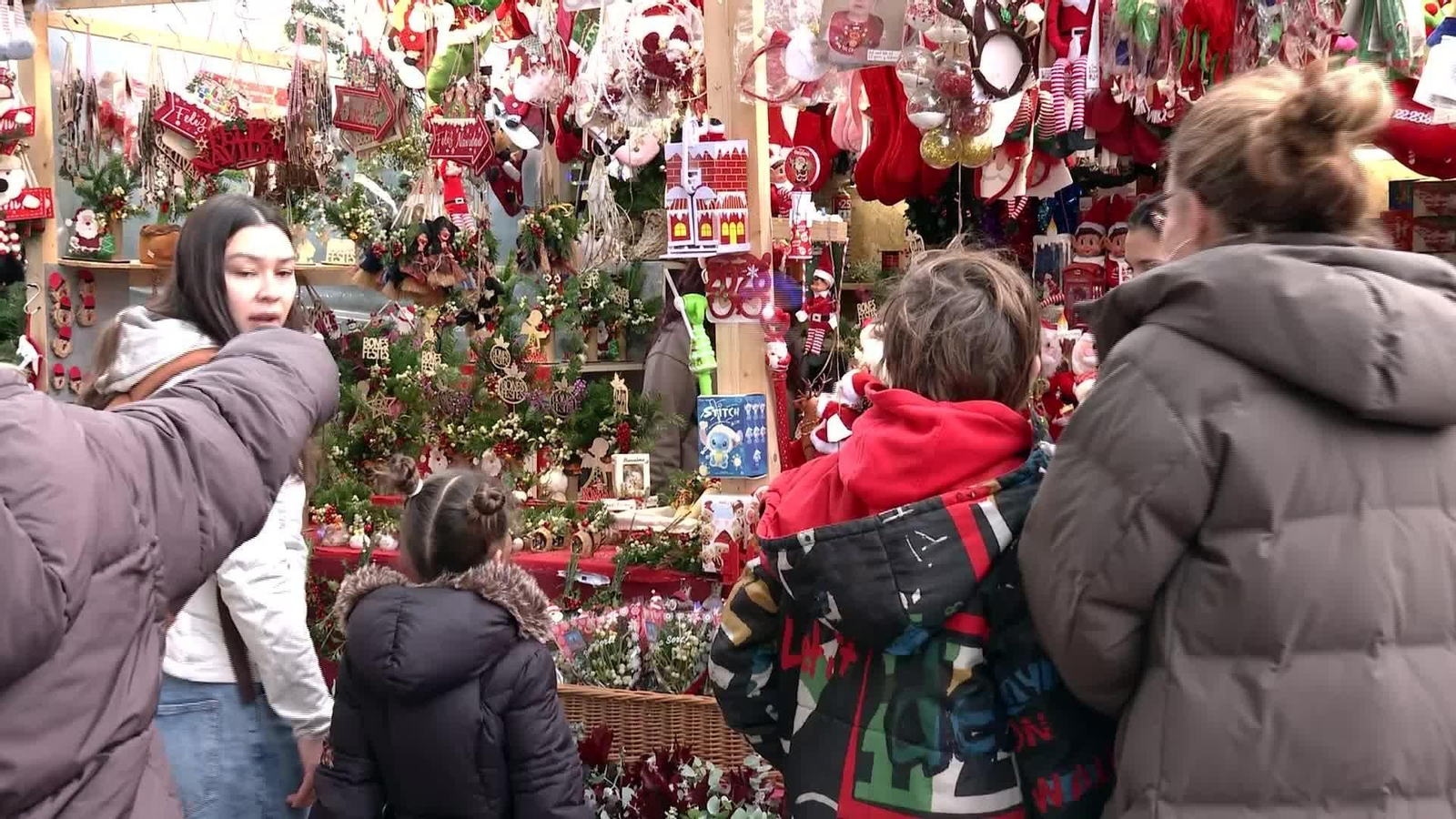 S034-BARCELONA FERIA NAVIDAD SANTA LUCIA